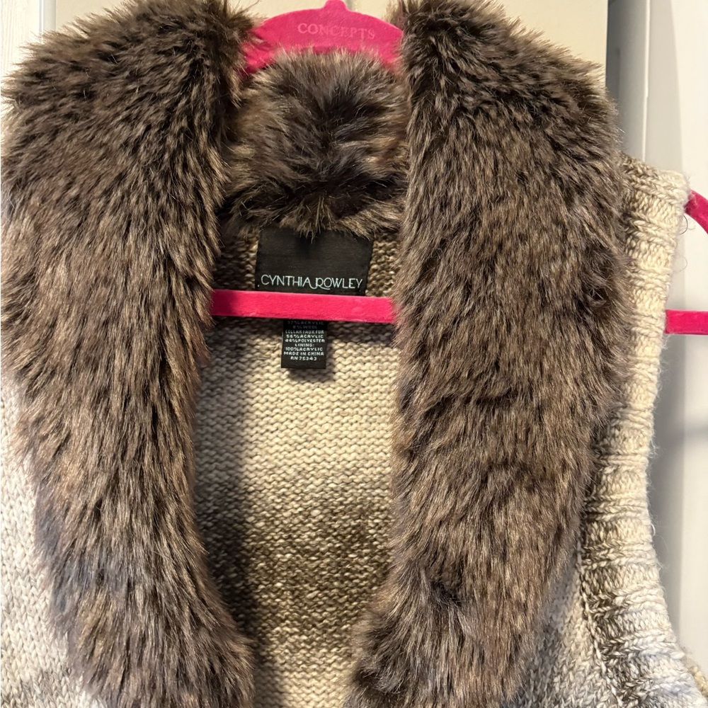 Cynthia Rowley Faux Fur Trim Vest - Picture 2 of 3